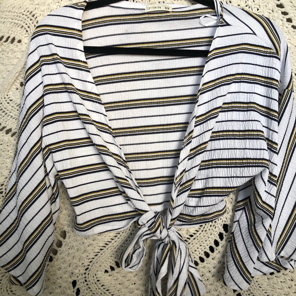 Tie front top!